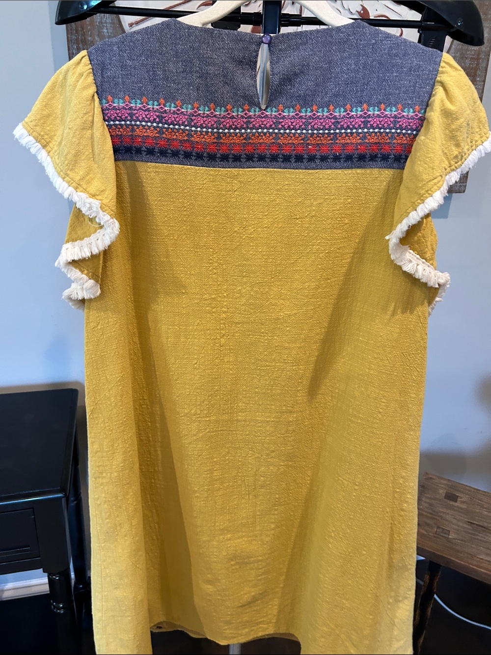 Elizabeth’s Closet Woman’s Size Large /Mustard Yellow Embroidered Dress/ Boho! - Picture 7 of 8